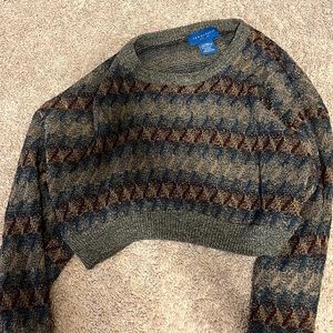 Sweater crop top